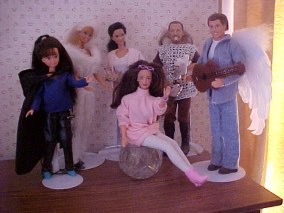 Barbie(tm), Ken(tm)
Qui Gonn Gin(tm), Courtney(tm)